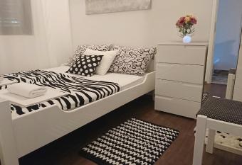 Apartments Vuleta has Balcony rooms