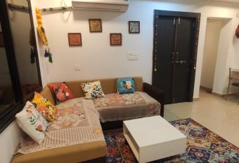 HOTEL ELITE HOMES has Balcony rooms