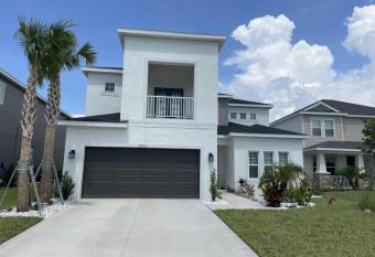 Deluxe Room in Palmetto has Balcony rooms