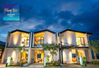 Villa Rolling Hills Depan Trans Mall Makassar has Balcony rooms