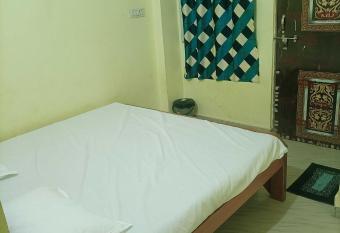 SPOT ON Satya Residency allows 18 year olds to book a room