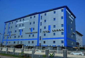 Top Rank Hotel Galaxy Asaba has Balcony rooms