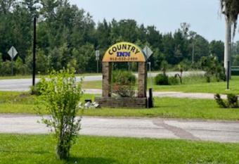 Country Inn LLC allows 18 year olds to book a room