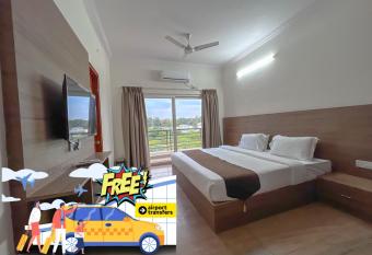 Hotel Elite By Agira Hotels-Free Airport Pickup or Drop has Balcony rooms