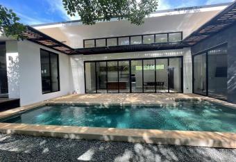 Casa KATU, architectural delight has Balcony rooms