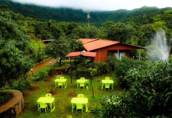 The Kille Torna Resort has Smoking/Balcony rooms