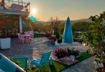 Oasirelax -camera con vista a un passo da torino allows 18 year olds to book a room