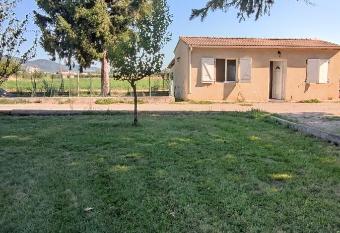 Sweet Home le Pouzin has Balcony rooms