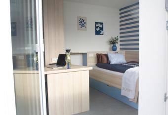 MIWO has Balcony rooms