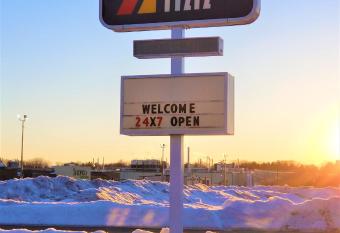 Abby Inn allows 18 year olds to book a room