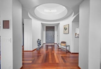 Stunning Ocean-View Villa, Walking to La Jolla Cove has rooms with a private hot tub