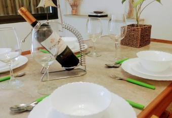 Departamento Mam   Lucia allows 18 year olds to book a room