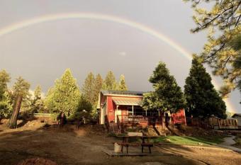 Red Barn Retreat has Balcony rooms