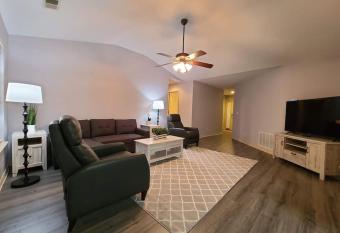 Heart of Branson Reunions allows 18 year olds to book a room