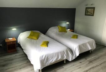 Un havre de paix pour d  couvrir Vichy , sa r  gion has Balcony rooms