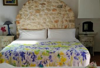 ESTUDIO 2 SON MARIMON has Balcony rooms