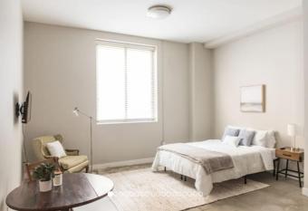Modern Studio Downtown with Hotel Amenities allows 18 year olds to book a room