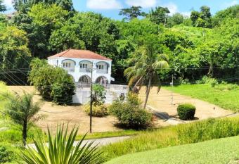 Sugarbird Villa has Balcony rooms