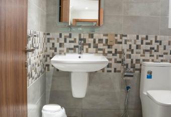 BJ Muscat hotel allows 18 year olds to book a room