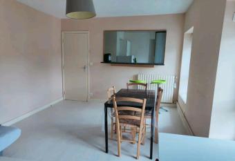 Appartement F3 au 3   me   tage has Balcony rooms