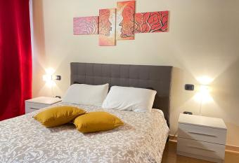 Il Giardino di Artemide allows 18 year olds to book a room