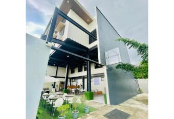 OYO 1008 Armond Bed And Breakfast allows 18 year olds to book a room