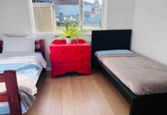 Two single-beds Room with Garden view has Balcony rooms