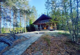 Kalliorinteen M  kit Ruskapirtti has Balcony rooms