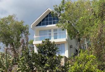 Villa Orion Sundak has Balcony rooms