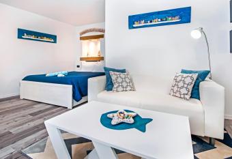 Studio Biritin allows 18 year olds to book a room