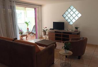 Entre mer et montagne has Balcony rooms