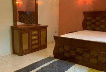 Chez Dhalia has Balcony rooms