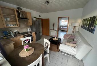 Auszeit im Pott - Ferienwohnung Lavendel has Balcony rooms