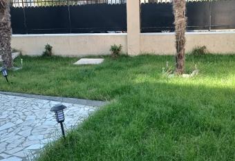 calme appartement de vacances has Balcony rooms