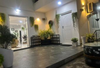 Malika Shelter Guest House has Balcony rooms