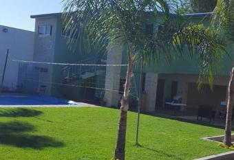 Terraza gardenia has rooms with a private hot tub