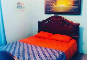 Casa escond  a de cahuita has Balcony rooms