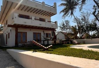 MA   UI Beach & Lagoon has Balcony rooms