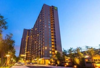 Delight in Bangkok has Balcony rooms