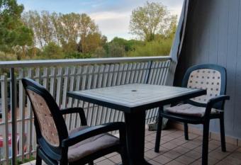 1-Zimmer Appartment in Aprilia Marittima mit Gemeinschaftspool has Balcony rooms