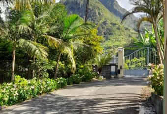 L escale du radier has Balcony rooms