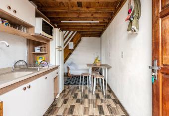 Lindo Est  dio na Praia, Guarda do Emba   SC has Balcony rooms