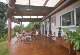 Casa Bernica allows 18 year olds to book a room