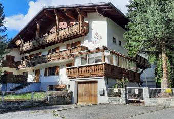 Montafon Valley Apartments has Balcony rooms