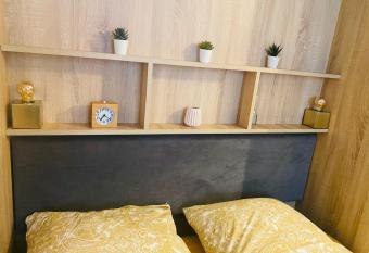 Music Box from 10 mn Paris centre allows 18 year olds to book a room