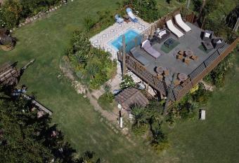 Hotel Boutique Vendimia Parador allows 18 year olds to book a room