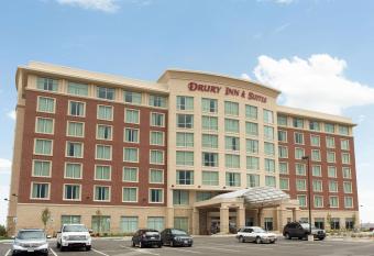 Drury Plaza Hotel Denver Central Park allows 18 year olds to book a room