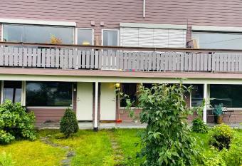 Aurora Apartment very close to Fjellheisen has Balcony rooms