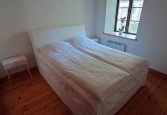 Villa Naffen1 has Balcony rooms