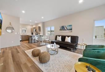 Brand New Fully Updated Condo 916 in Anacortes allows 18 year olds to book a room